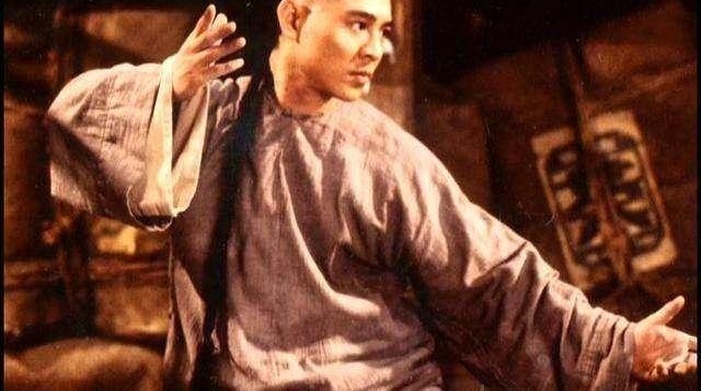 ����Ӱ̳ʷ����ΰ���10������Ա���绪��������ɱ����С����