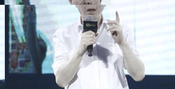 ��С�պ����������Ƕ��ھ����ˣ�˵�ĺ�Ϊ��������ŭ��