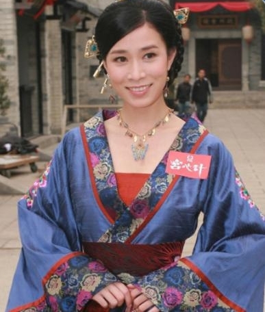 ��ʫ����ӵ������ҵ��������ÿ���ѽ�20����������Ҳ��������