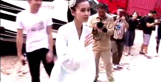 ��ӱ���Ĺ·�������ʱ�����࣬���յ������ͷ��һ����û��