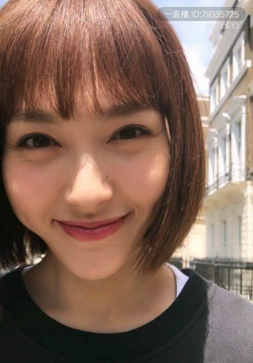 ����ֱ�����۽����� �㾵ͷ��ɬ�峪��С���ˡ�