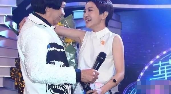 ��һ�ָ�Ů������������ɽ࣬�ɰְ��������ɽ೤���������