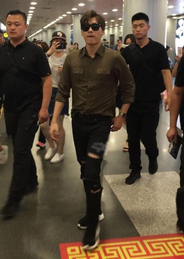 ���׷������������ع⣬���ƶ����ī���ܿᣬ���±���ʵ������