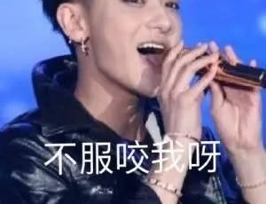 ���˻��Ů����СŴ�� ���ݰְֻ������Ͻ�Ŀ�⵹��׳��