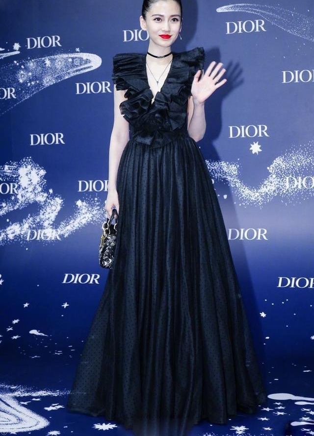 baby¡�ع���ͷ�������յ�����ѹ�����ѷ���һ����������