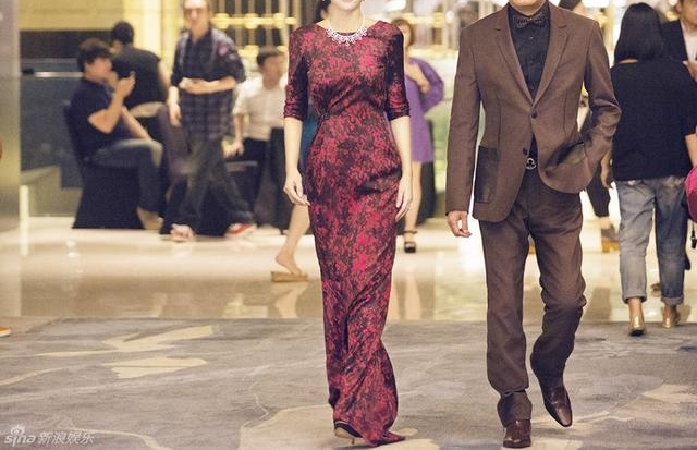 ��ռ�������ˡ��󷢾��Լ��ϵ���ƭ�����磬�ͷ�С�ջ���������������ϵ��