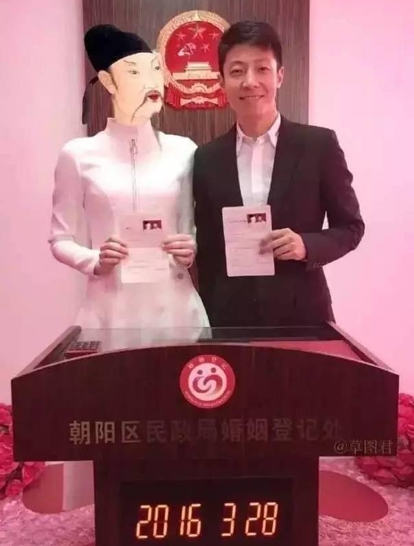 �������ں����������ֺ�;�ͨ�����黭�Ľ��