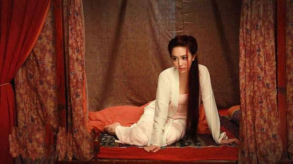 �ε��������ĸ��裬СƷ��Ա���ݳ��������ĳ�Խ��־��