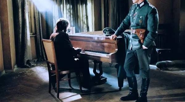 ��ս��Ƭ�ĳ������ĵ��ݣ���������