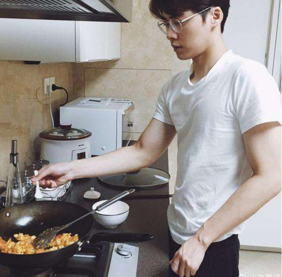 ��˵��������������˧�����Ƕ����׷���õ�ڹ��