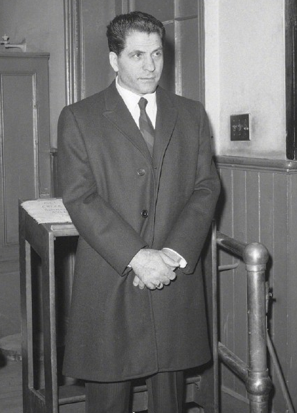 ��������100����� ��һ����ɱ���Լ��Ķ���