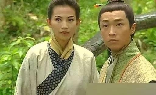 ��ʦ���˵�һ��Ů�ǳ���ȴ������������Ĳ��ٷң��������е�����