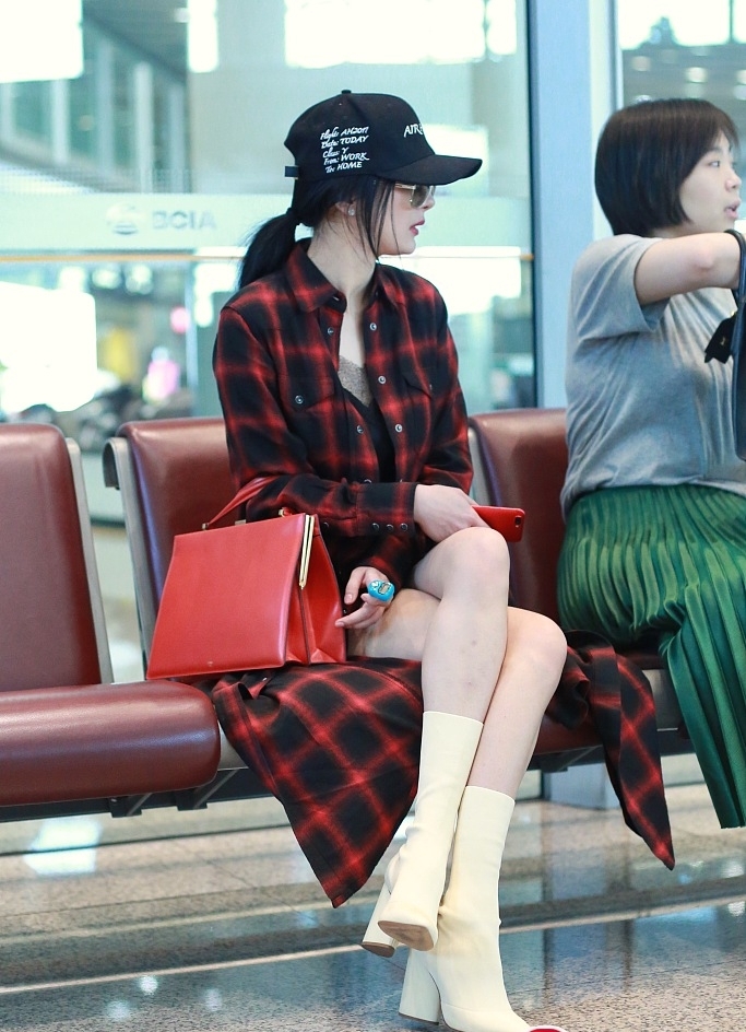 ��Ů���ߣ����ݳ���Ʈ�ݴ�����������