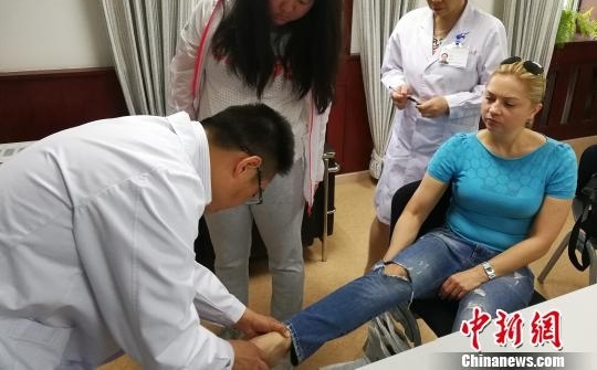̽�á�һ��һ·�����߹�����ҽѧԺ ����Ľ������
