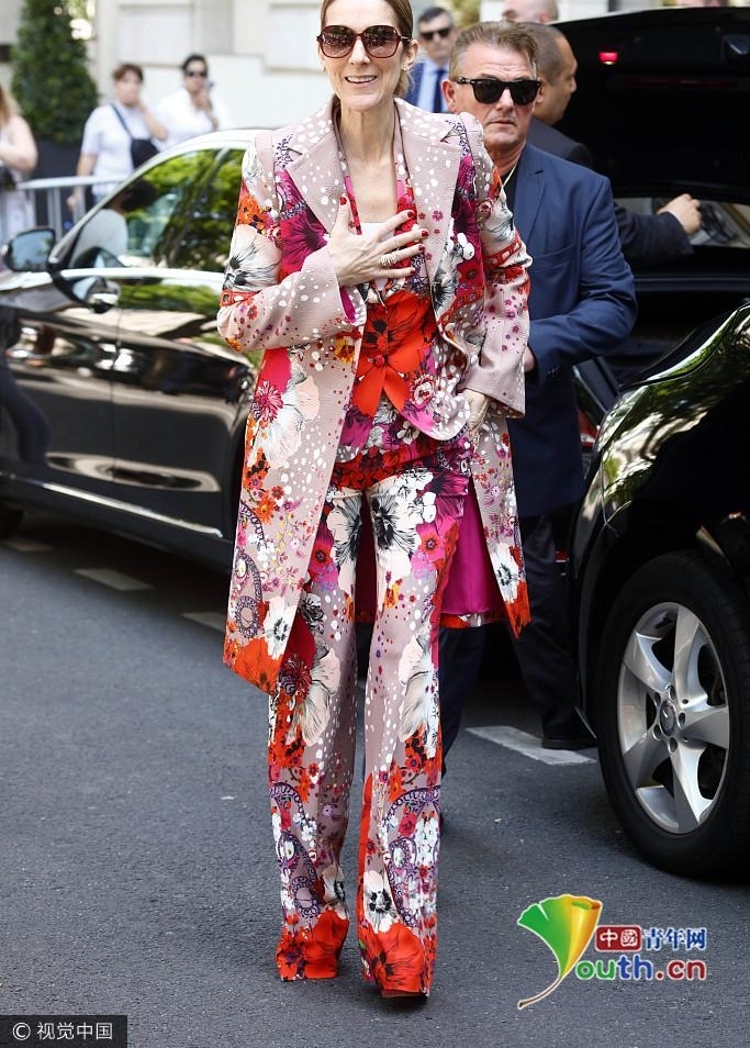 ���ߵĵ�ɫ�̣�ϯ�ա����̲�ɫ�������� ��ʱ�׷���