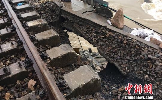 �㽭��ɽ500����Ͷ�������·���� �ƻ���ҹ������ҵ