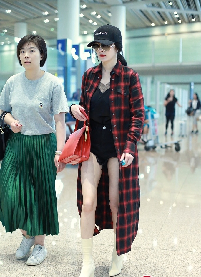 ��Ů���ߣ����ݳ���Ʈ�ݴ�����������