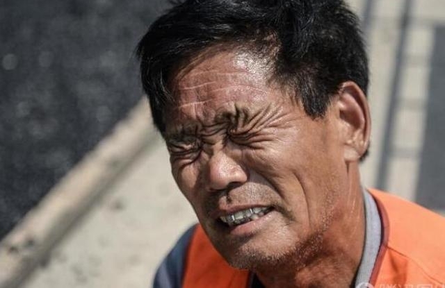 �㲻֪����������һȺ�ˣ�ͷ�����գ��ű����������̳���