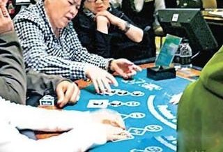 �ȷ�ʤ����ǧ�򱶣���Ǯ��ǰ����һ�Ĳ�ֵ��������ͬ��Ů����