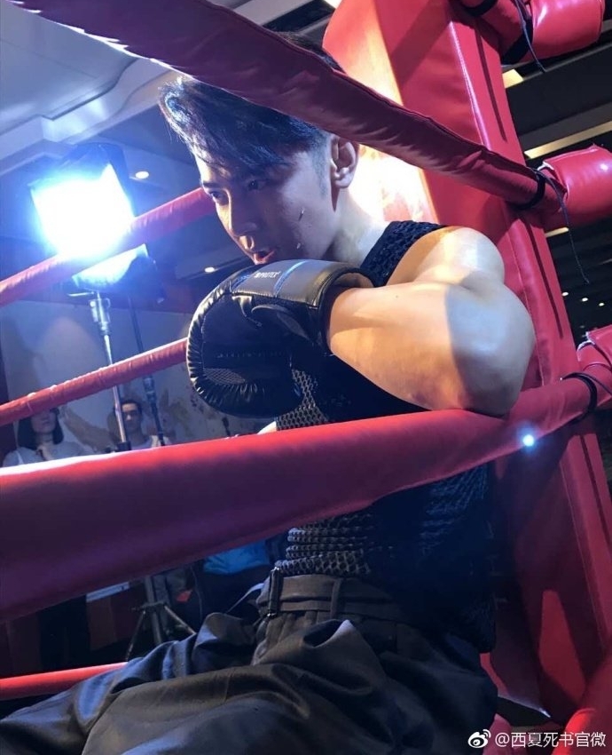 �ȡ���Ĺ�ʼǡ����̼�����һ����Ĺ����Ҫ�����ˣ�������������