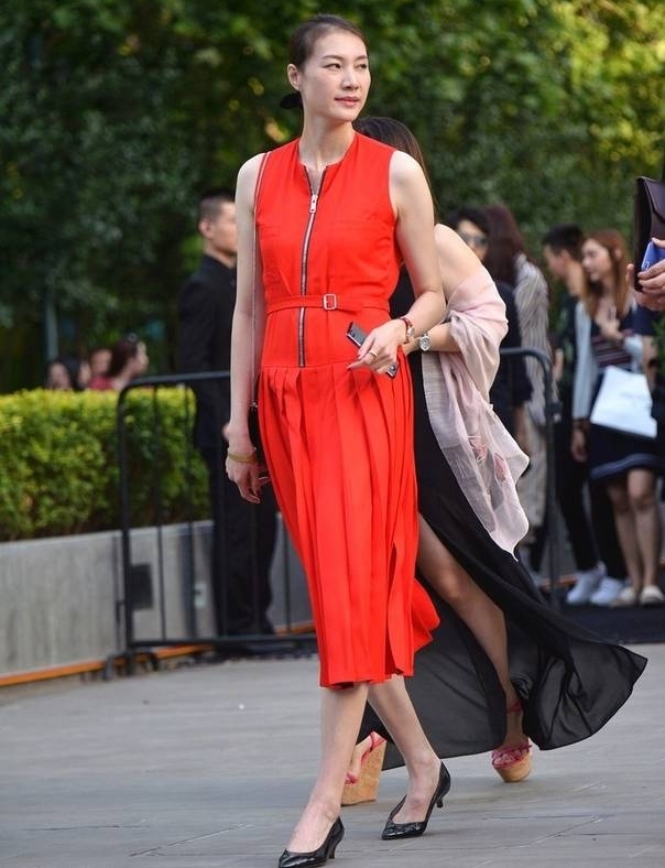 л�ӷ���ȹ����ĳ�������������ɱ��Ů��