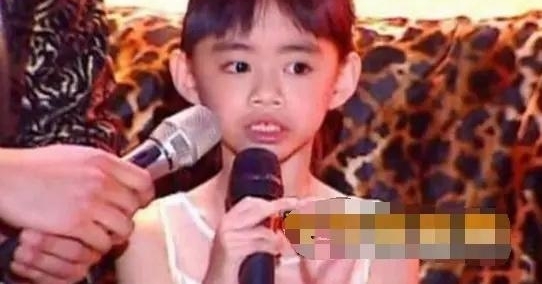 �ռ���17��Ů�������ع⣬���ĸ�����ֵ�ߣ����Ʋ�����Ҧ��