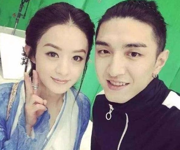 ����ӱ���������ң���Ϸֱ�������˵������ǣ�