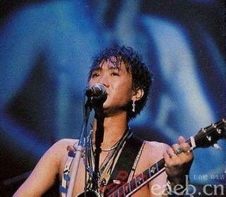 ���Ӣ�ţ���λ���������ĸ�̨���ǣ����һλӰ����������