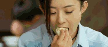 �����Ȱ������Ҽ������ܳԵ�Ů���ˣ��ڶ����Ǳ�ʾ����