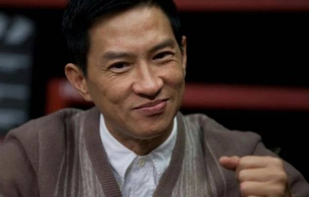 ��۵�Ӱ�۷�ʱ�ڵ�15λ���� ����ϲ��˭��