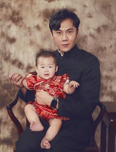 ���ܾ�Я������ȫ�Ҹ� С�����۾��г���һ����