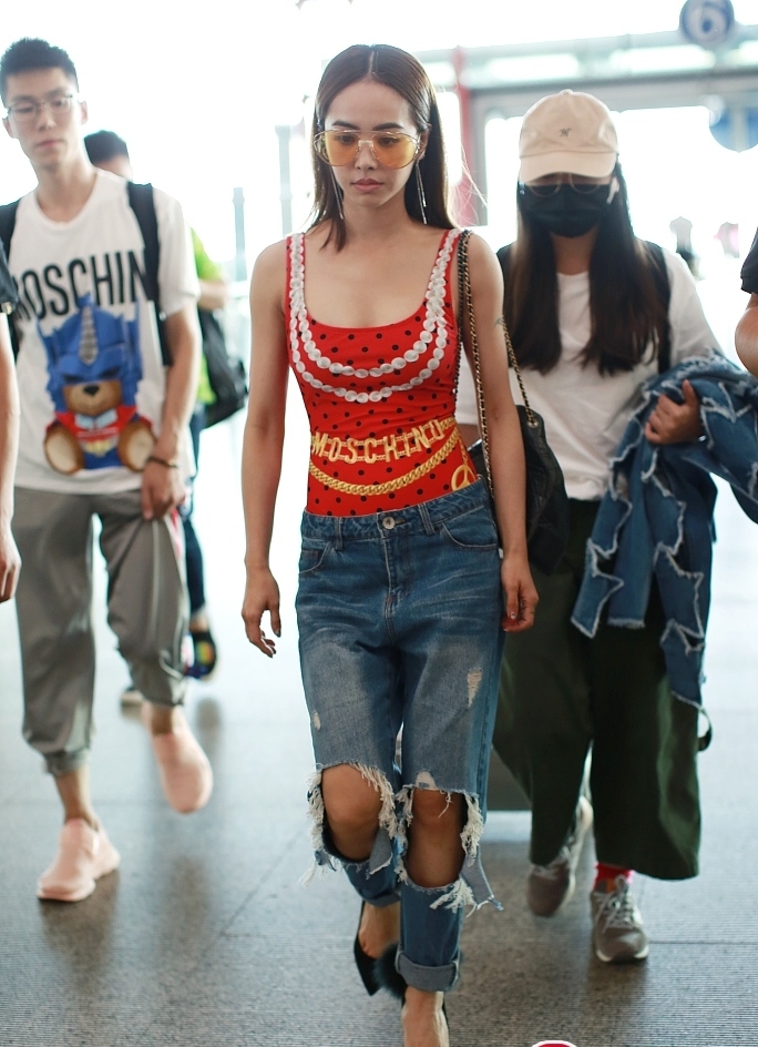 ����������С������������ ����˿����������