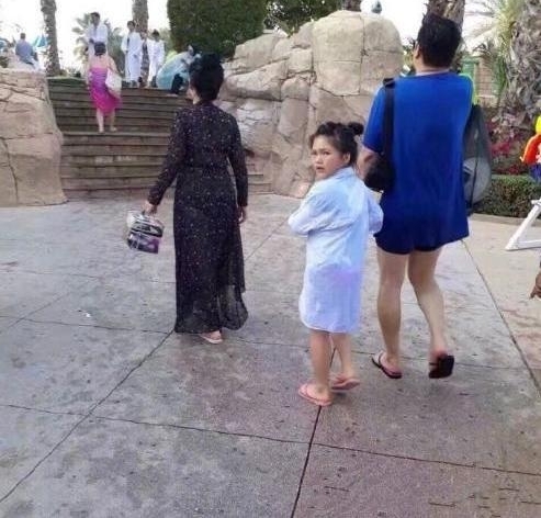 ��ʫ���һ�����ȹ�������һ���·�����