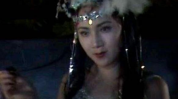 86�����μ���Ů���а��϶�ڶ�����֪��˭�ǵ�һ��