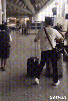 ����¡���غ����Ź뷿�£�һ�λ�����ʫʫ���첻��