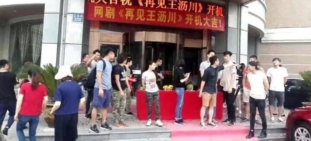 ���ټ����������ѵ͵�������Ů��������ȷ���������Σ���˿���²�