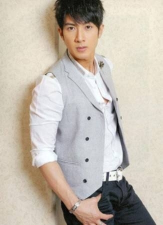 ����ְֳ�˧�� ������������Ө���ϱ���