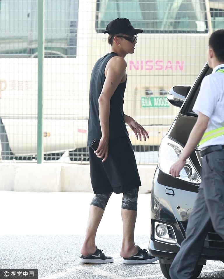 ���ෲȫ��look������ ���ͦ���ֱۼ����ʵ