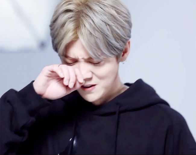 �����һ��¹�ϵ����ձ����ɡ�