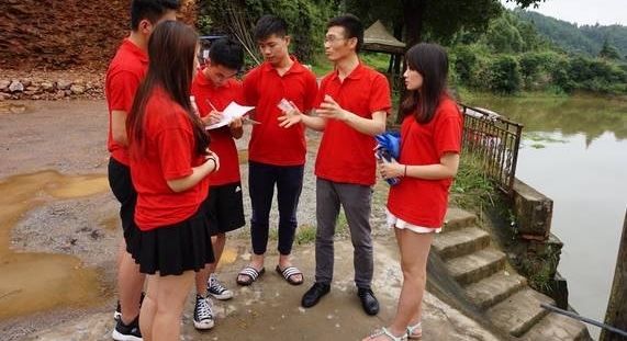 �ϲ�����ѧԺ�������ؿ�չũ�����ˮ��Ⱦ����ʵ���