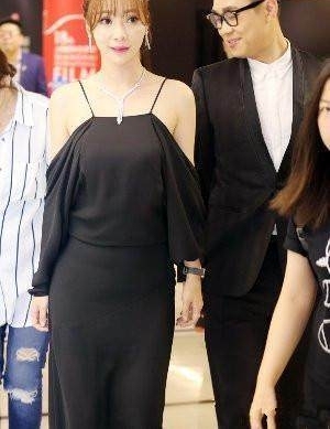 �����Ըл������ĵ����ж����ˣ�����������˧��ķ�Ӧ��֪���ˣ�