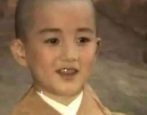 2017���������ǣ����Ǵ���˧�磬����һλͯ��