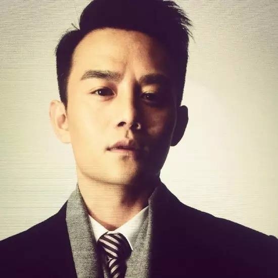 ����¡���غ����Ź뷿�£�һ�λ�����ʫʫ���첻��