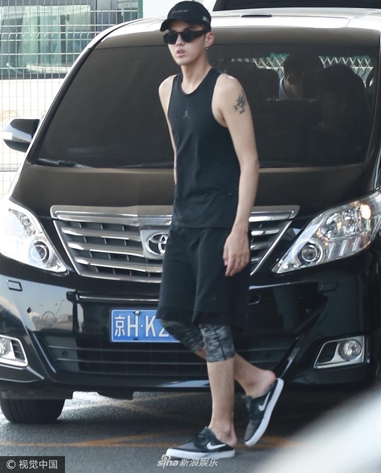 ���ෲȫ��look������ ���ͦ���ֱۼ����ʵ