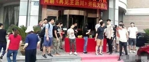 ���������������͵����ģ������޻����������ѣ���ֱ��ֻ��������