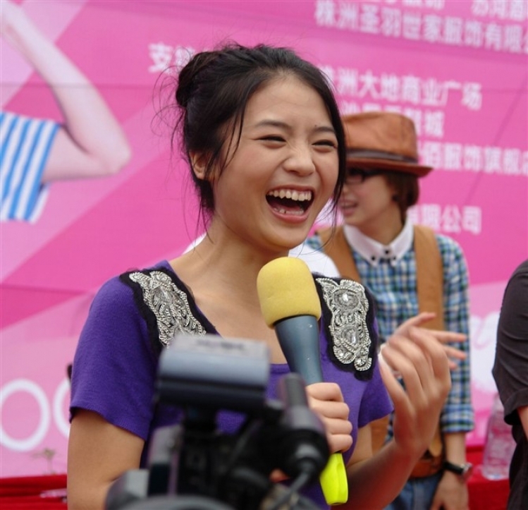 ���ǵ�09�곬Ů������Ӣ�� �����ڳ�����