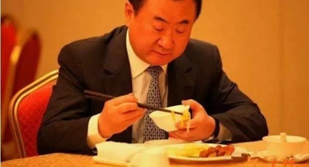 ʷ�������ӻ�����˼�ϵ������ճ�