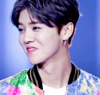 �����һ��¹�ϵ����ձ����ɡ�