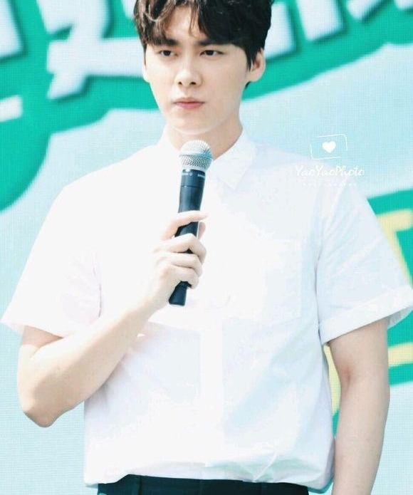 ���׷���ձ������������ͣ��׳��ºڿ��Ӽ�ֱ����18���У����