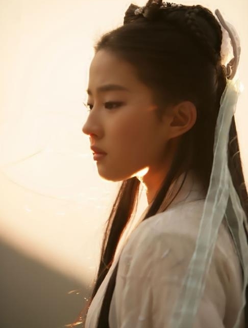 ��װ����23λ��������Ů�ӣ������������ʫʫ��˭���������ף�